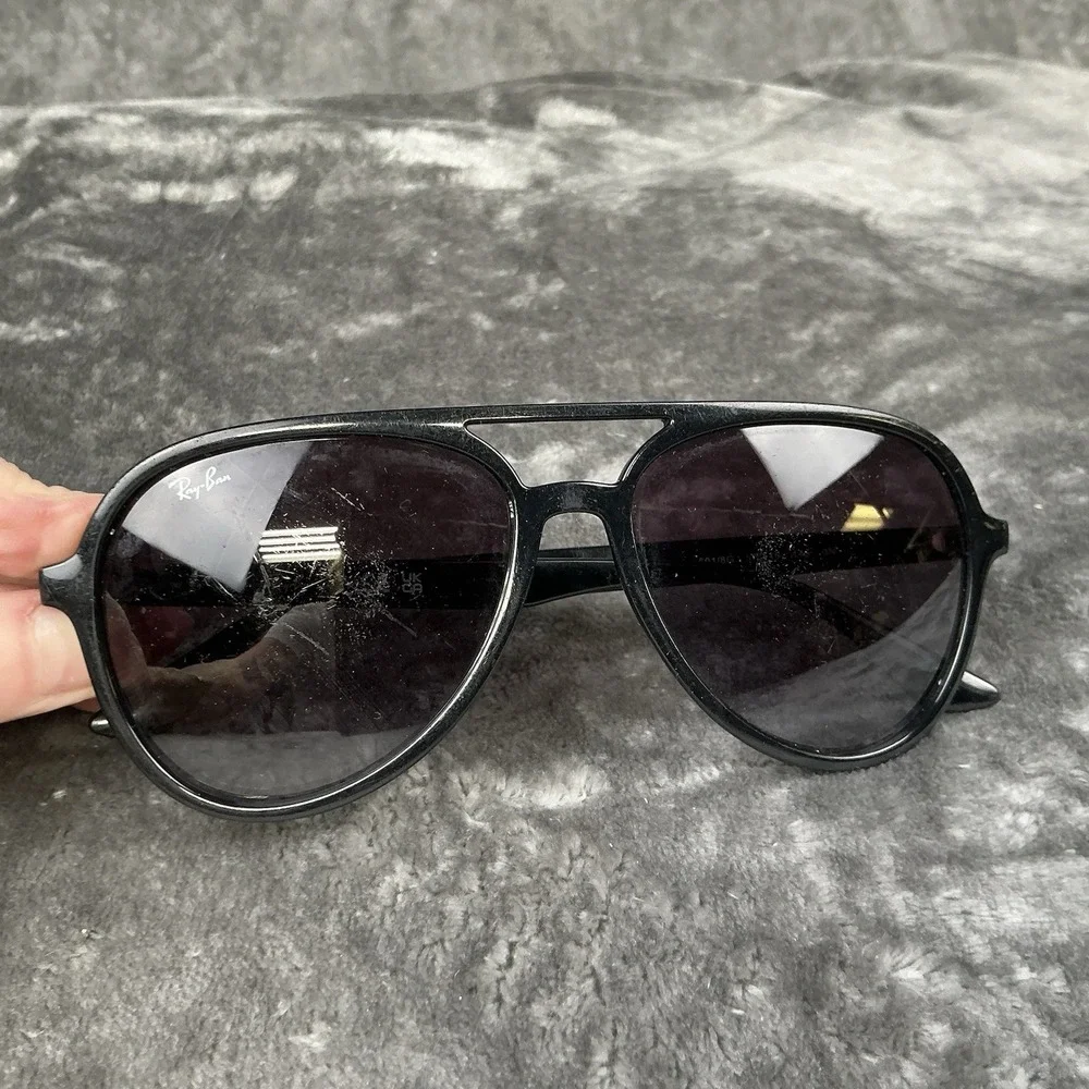 RAY-BAN RB4376 601/8G 57D16 145 3N Sunglasses Black Authentic
